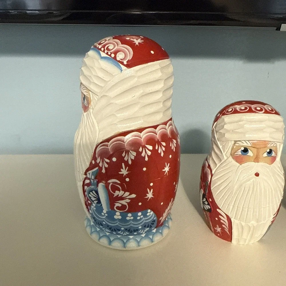 Vtg 5 Pc Russian Nesting Doll Set Hand Carved Santa Signed‎ Ceprueb Tiocao 6